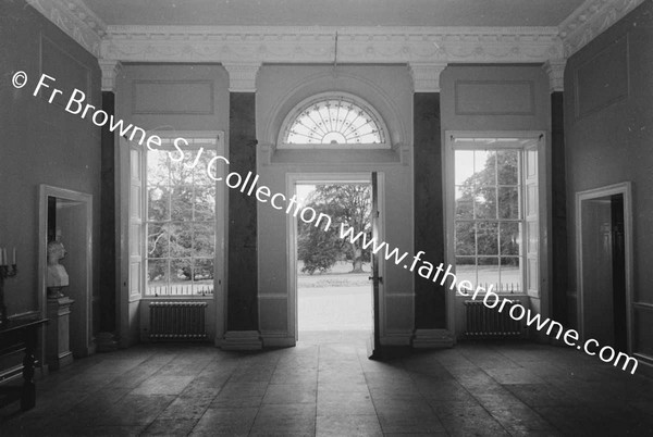 ITALIAN LEGATION  LUCAN HOUSE  ENTRANCE HALL WITH VIEW OF PARK